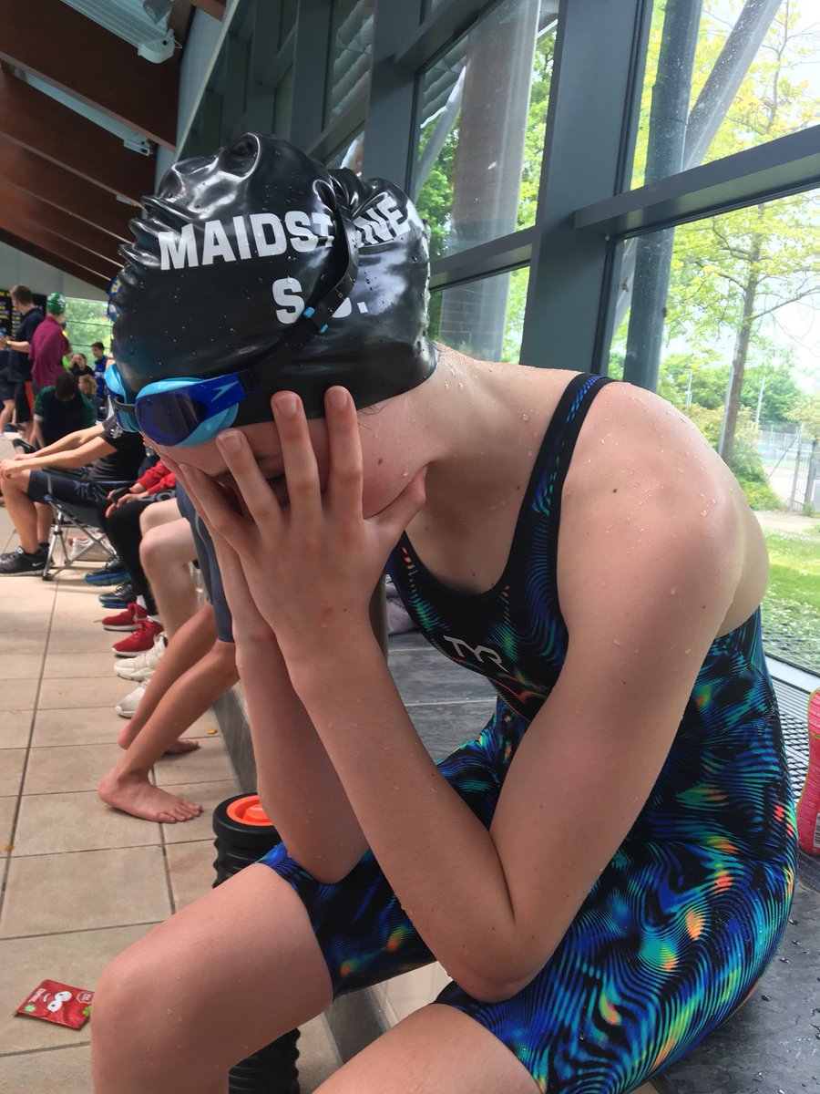 TQ0000's tweet photo. And the golds just keep on coming for Maidstone !!! 

GOLD 🥇for Nicole in the girls 11/12 200 fc. Joining Matt as a triple SE Regional champion. Led from the gun for a massive 3 second PB...#hardworkhurts!!!! (But it’s totally worth it!👍🏻) https://t.co/EglpQIzp2o