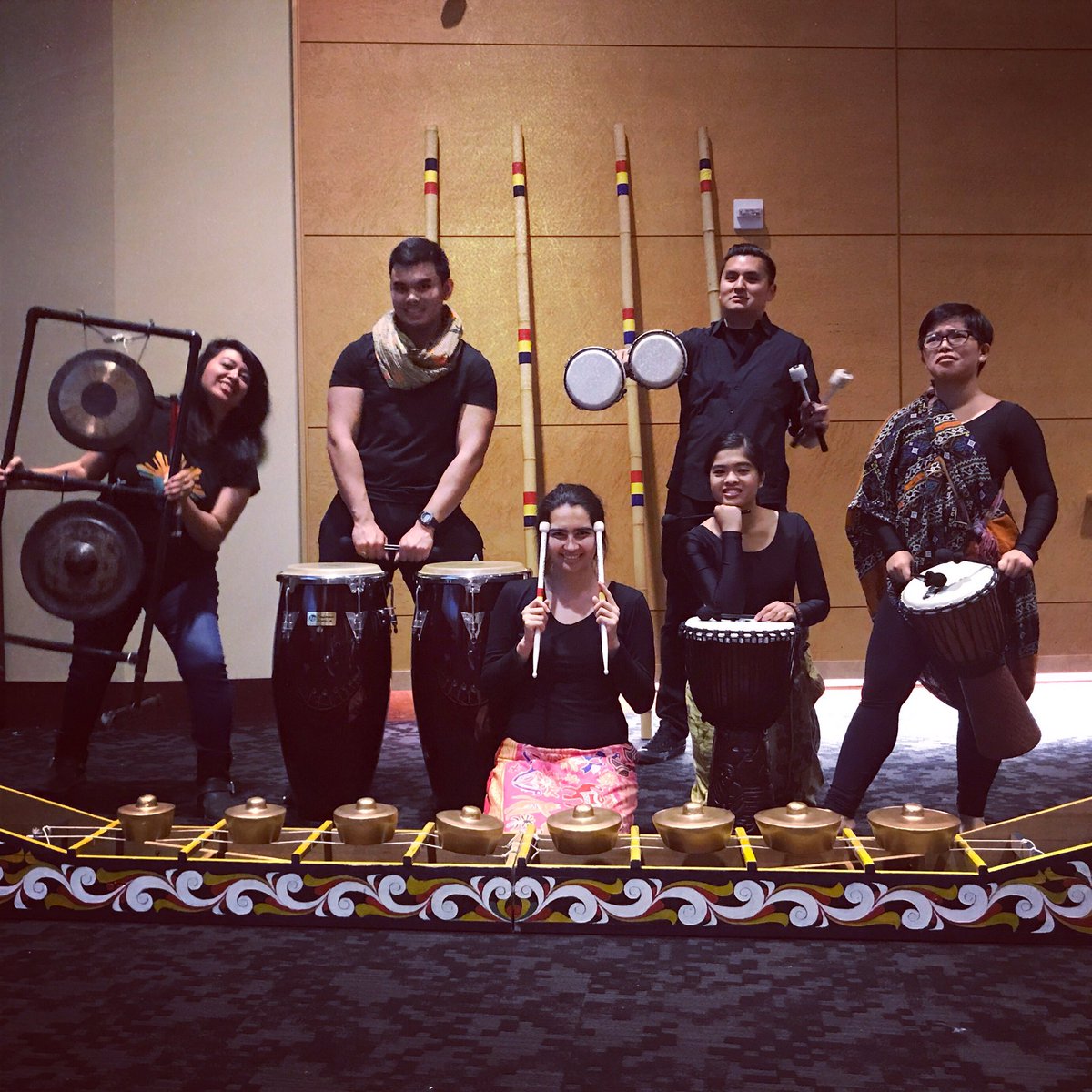 sayawforevs's tweet photo. Shoutout to the band. #TeamPercussion #ThePercussionists #TeamMnMs #andGeli 😂♥️#sayawforevs 📷: Jessica Galinato https://t.co/6RlIMxNzQF