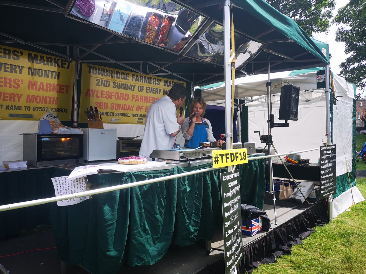 TonFoodDrinkFes's tweet photo. On stage now is @AlivewithFlavor with @KentFineFoods. Did someone say free cake? #tfdf19 https://t.co/GNZRL098AW