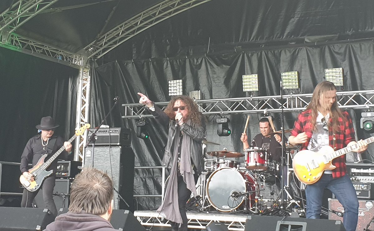 Heidikerr18's tweet photo. Great start today @Samarkind1 smashed the Main Stage today at @callofthewildf1
#samarkind #callofthewildfestival #rockeoplemanagement https://t.co/W80jY5mc08