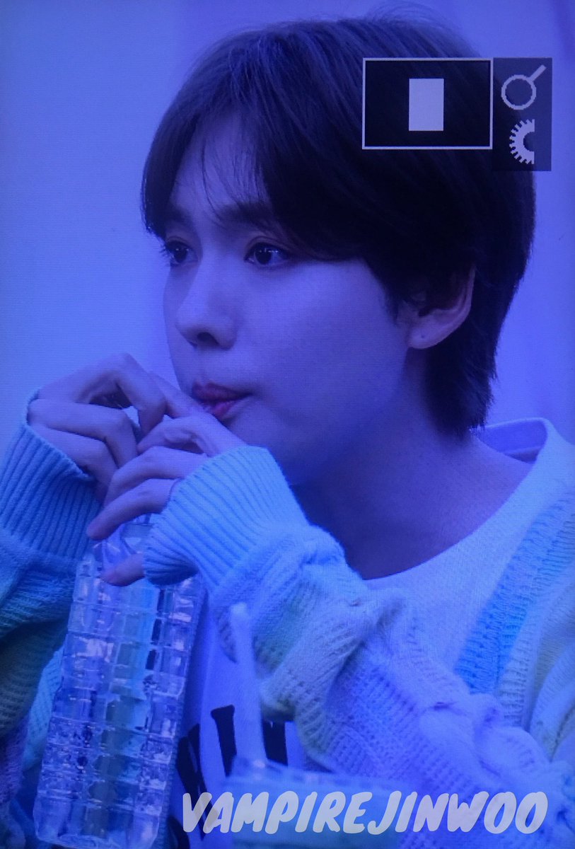 VampireJinwoo's tweet photo. 190526 신촌팬싸   @official_jinu_   

#김진우 #위너 #WINNER #진우 #JINU #KIMJINWOO #JINWOO https://t.co/0tYPEFIeg7