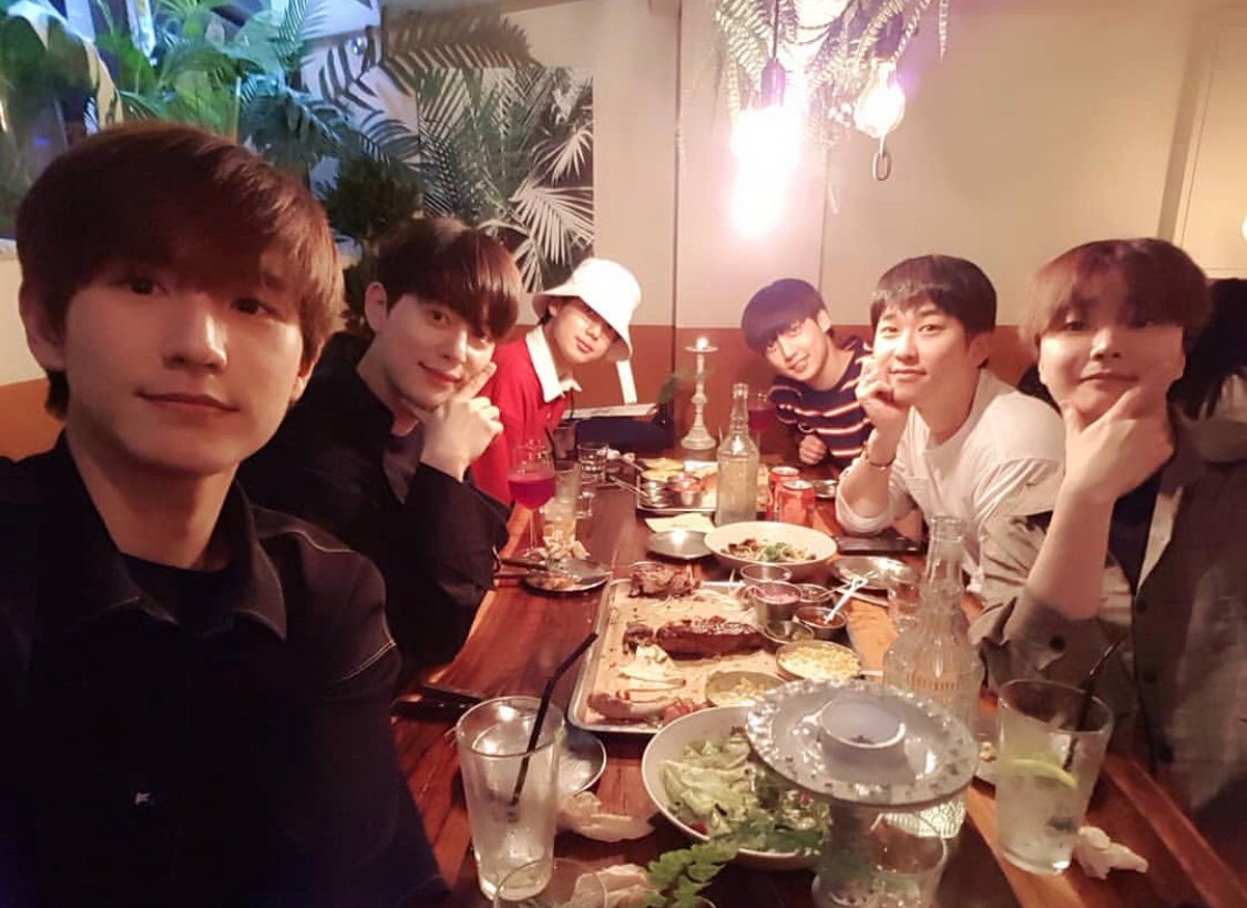 b_312429's tweet photo. おめでとう🎉
これからも応援します☺
#BOYFRIEND8THANNIVERSARY https://t.co/fU7MhL5LxD