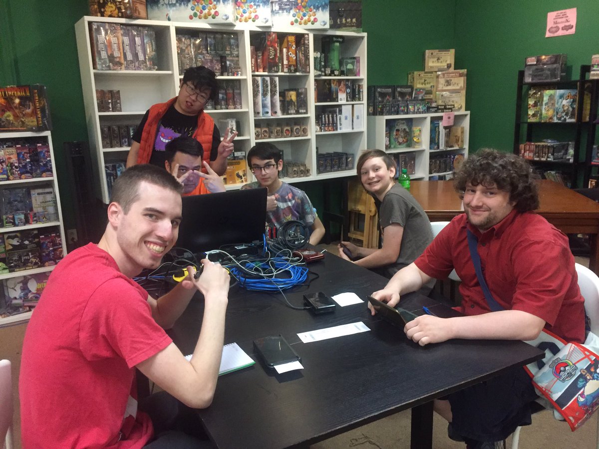 MrOlivola's tweet photo. Top 4 of todayβs @Pokemon VGC 2019 Ultra Series Midseason Showdown in Dublin, OH is now UNDERWAY!! π
@SerapisVGC vs. @AmarilloVGC
@Mononymous_VGC vs. Jeremy Parson
WATCH: π
π₯ https://t.co/1LVcyOh885
#PlayPokemon #GetThatOhioCP @Beyond_Board @SummitCityGym @rk9labs https://t.co/LrUcyhJJiv