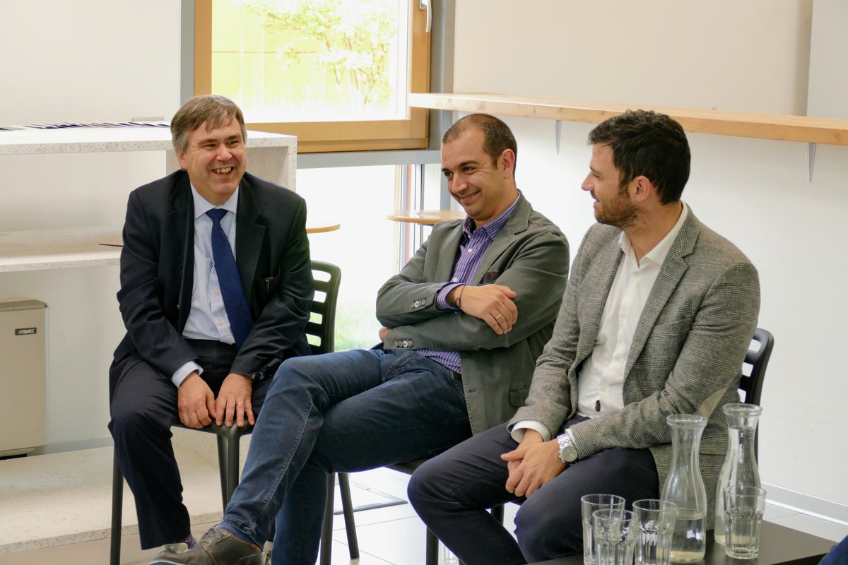 optoi_sensors's tweet photo. Qualche altro scatto dell'#IndustrioTalk dedicato al #foodtech. Tra gli speaker che hanno partecipato all'evento, Mauro Castello #Elica e Luca Clementel co-fondatore #Eoptis. Nel pubblico, Alfredo Maglione e Andrea Scaramuzza #OptoiGroup. Grazie a #IndustrioVentures per l'invito https://t.co/aewPW5H4Bb