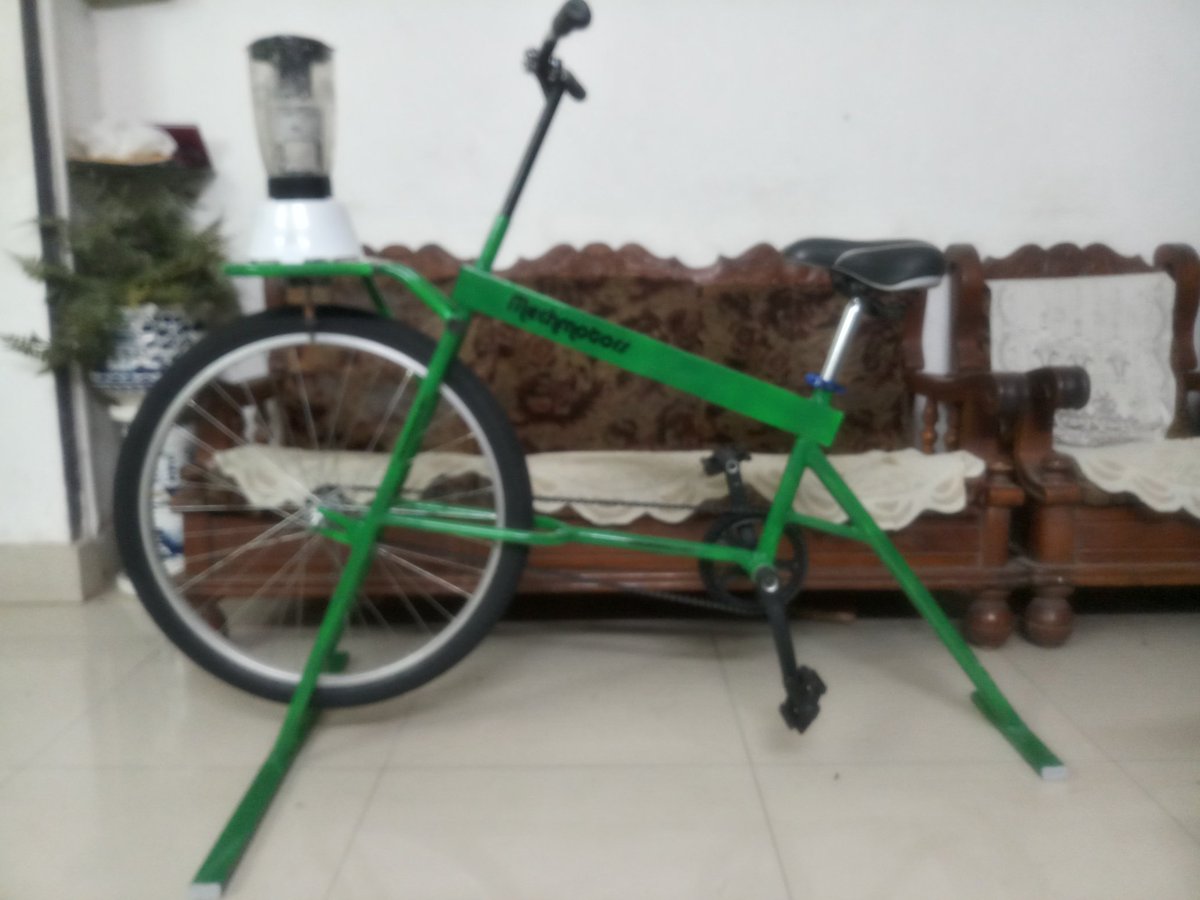 MuzakkiR53's tweet photo. Made the juicer cycle for a event https://t.co/PzBlt4fzXR