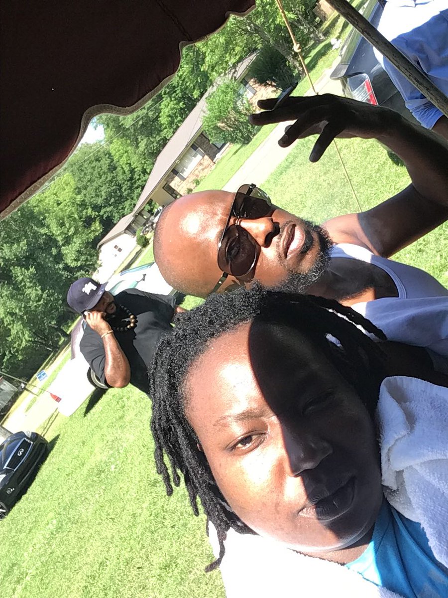studmadeharris's tweet photo. More pictures from the block party https://t.co/36QgIpLgis