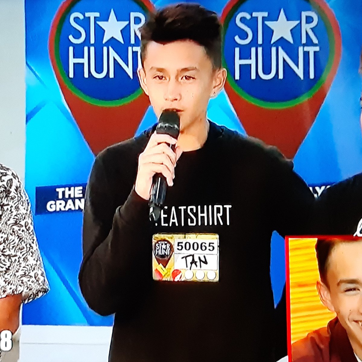 TANNATICSZMBLS's tweet photo. From the start until the end, you make us proud, Tan. You make us happy everytime we see your smile. You are my big winner, manalo man matalo. Continue to bring us joy.

Welcome to the outside world, Kulitisoy ng Davao - Tan Roncal.

#PBB8Batch4Salubong 
#TanForBatchWinner https://t.co/EyP4vLYKWZ