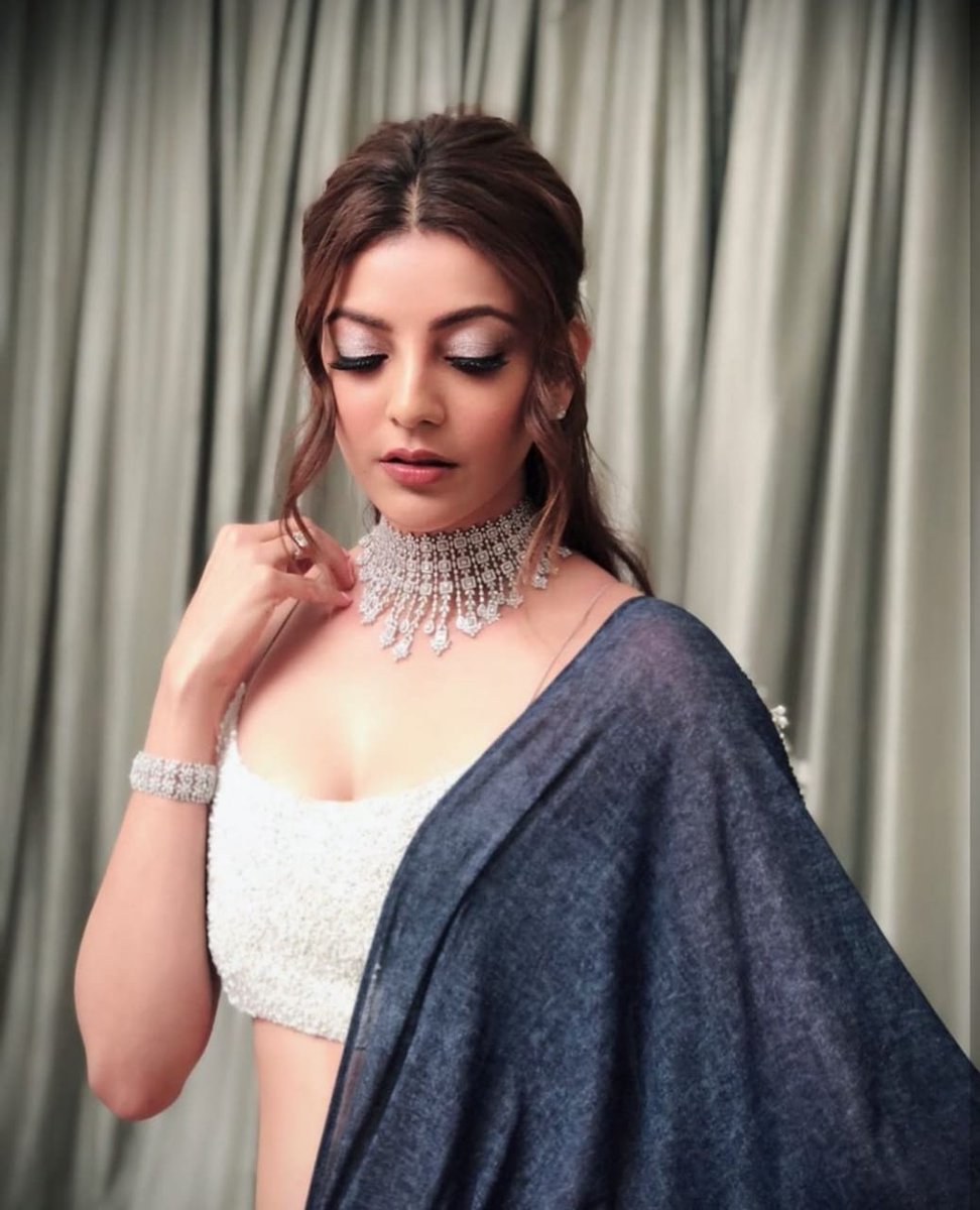 Jessiepriya5's tweet photo. Cutieee ♥
@MsKajalAggarwal https://t.co/eyrxJ5mDBJ