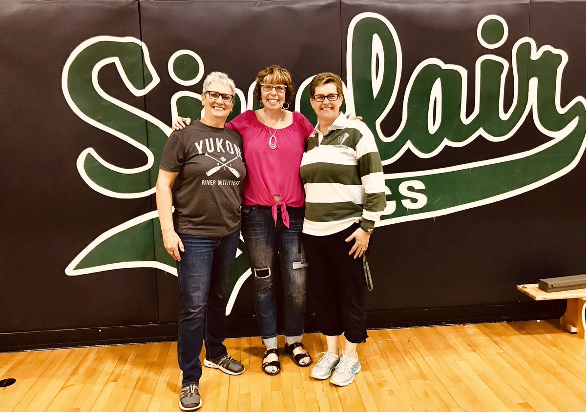 sueshoe91's tweet photo. Sinclair 25th Anniversary field hockey and lacrosse Alumni photos. https://t.co/AxLY3IChp8
