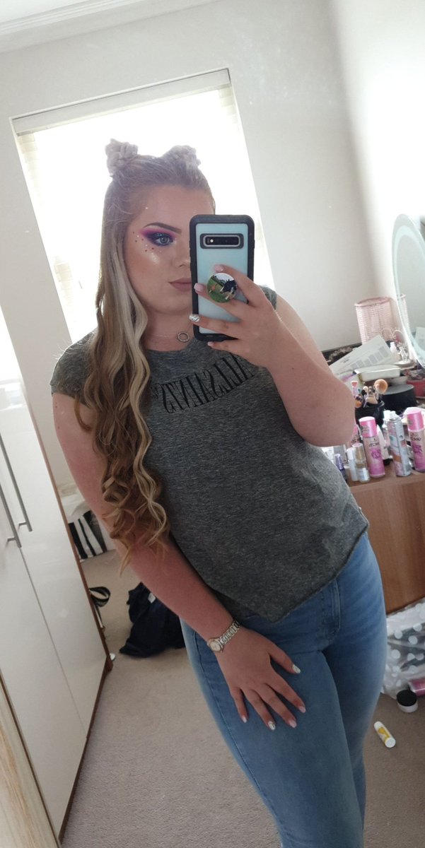 Elizabethd_xo's tweet image. Guess who's 3 years seizure free today🙋🏼‍♀️ #screwyou #epilepsy #seizurefree @AnneMarie @ShawnMendes @epilepsysociety