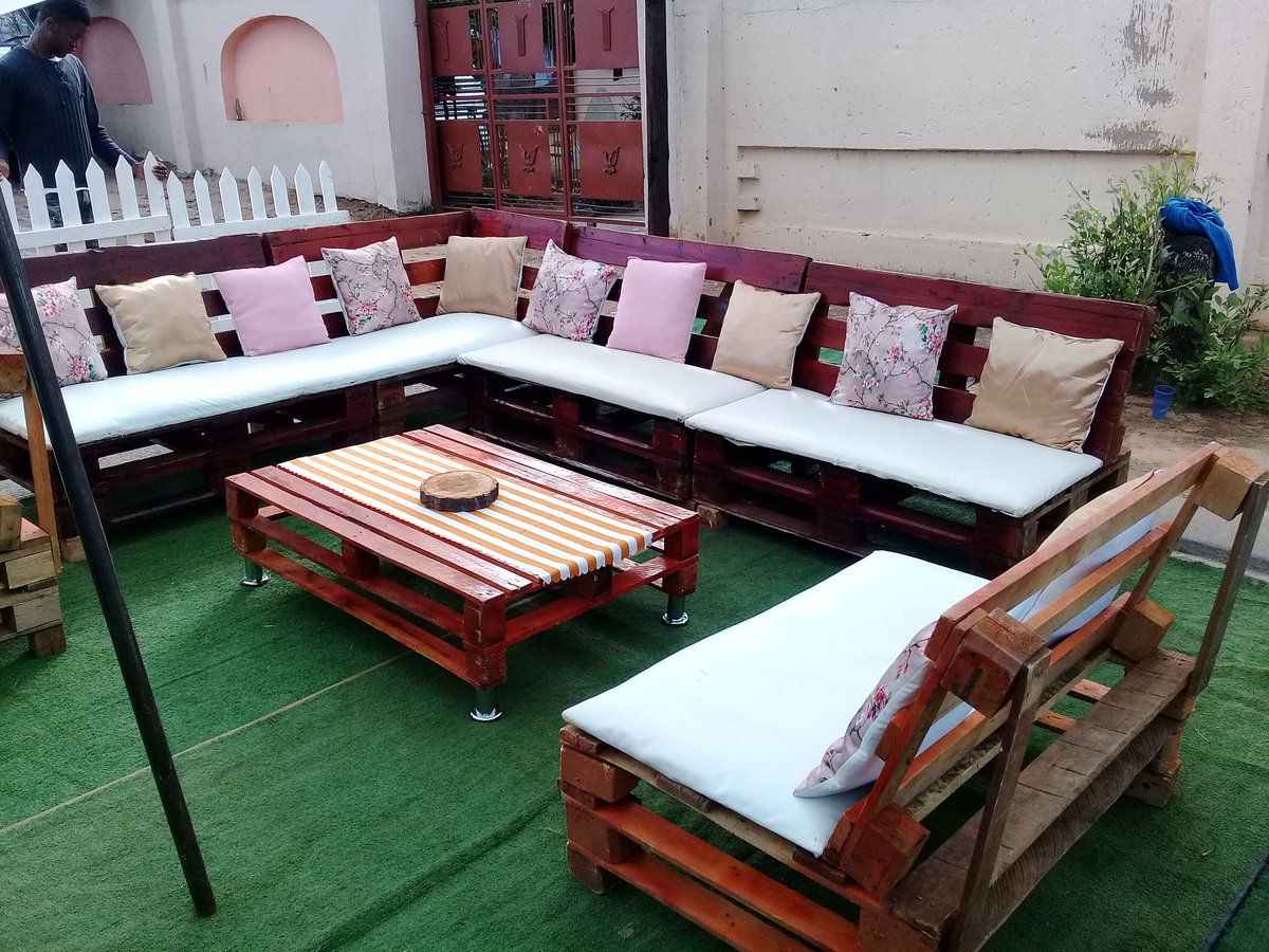 Maxwell_Lewela's tweet photo. Wooden furniture ๐. Feel free to DM #SAInauguration19 #SundayThoughts #SundayMotivation #Sabc1ThePlug https://t.co/2rXgEp3OH8