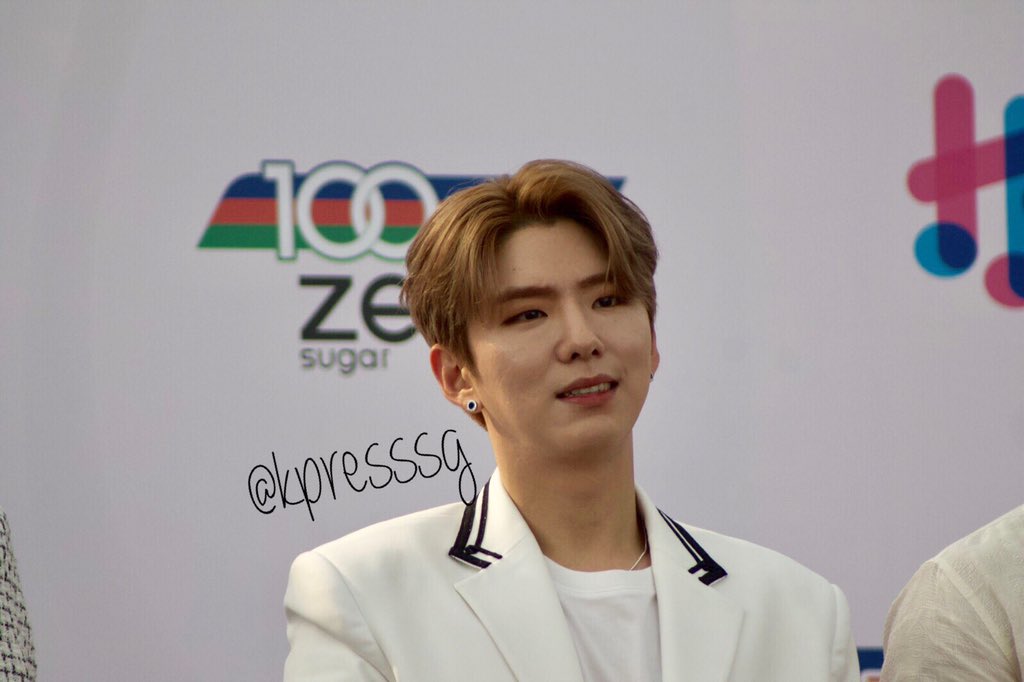 KPressSG's tweet photo. @OfficialMonstaX other guys:  #MONSTA_X #MonstaX #JOOHONEY #JOOHEON #주헌  #KIHYUN #기현 #Shownu #SHOWNU  #셔누 #몬스타엑스 #HALLYUPOPFEST2019 #HallyuPopFest2019redcarpet https://t.co/oAZQOEV07z