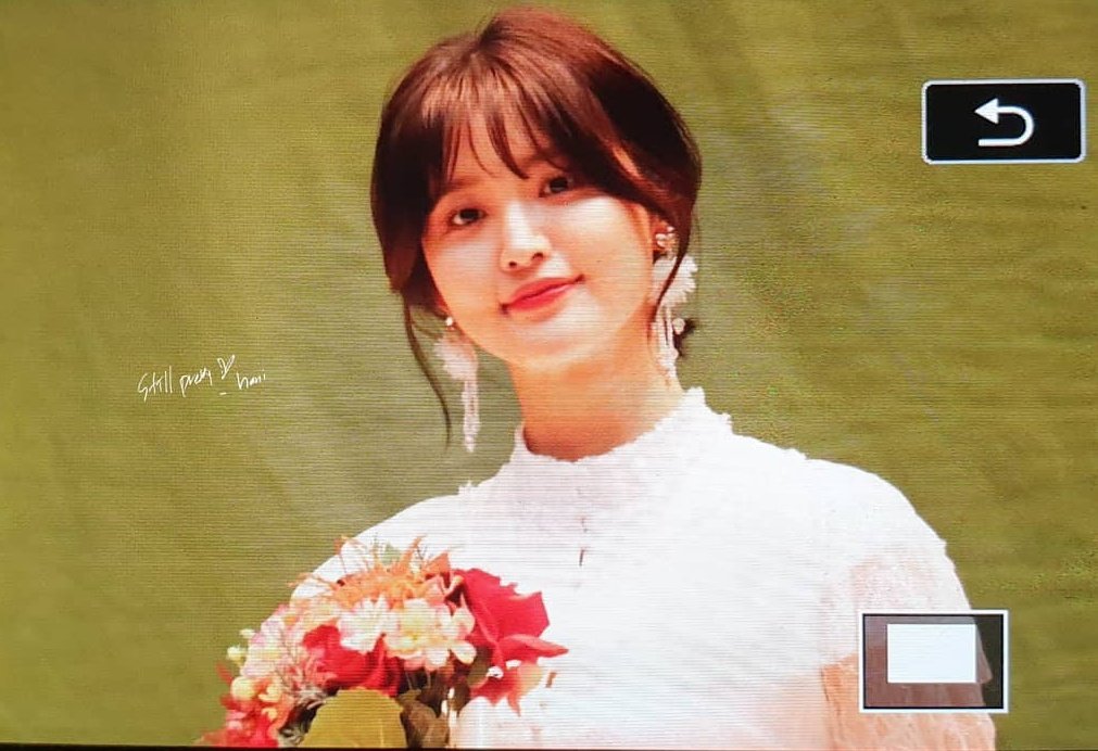 ahnhani_com's tweet image. 공주님들 결혼식장 온 느낌 ( ᵒ̴̶̷᷄ д ᵒ̴̶̷᷅ )

@EXIDofficial 

#EXID 
#솔지 #엘리 #하니 #혜린 #정화
#Solji #LE #Hani #Hyelin #Jeonghwa