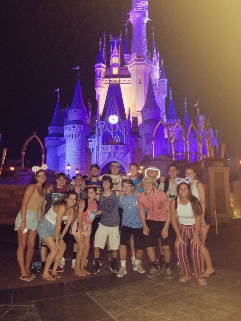 Closed down Magic Kingdom last night with this crew!