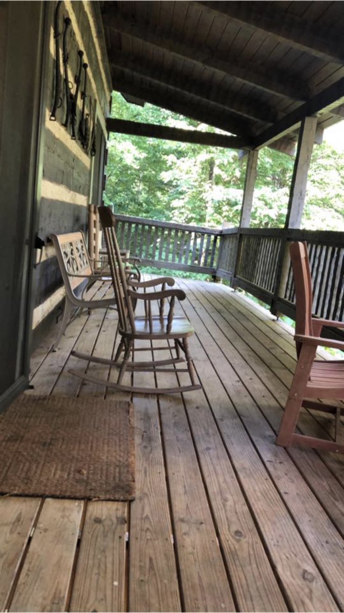 PrissyRedmon's tweet photo. Tennessee #summerstories #Bowman https://t.co/j9EZwpULKS
