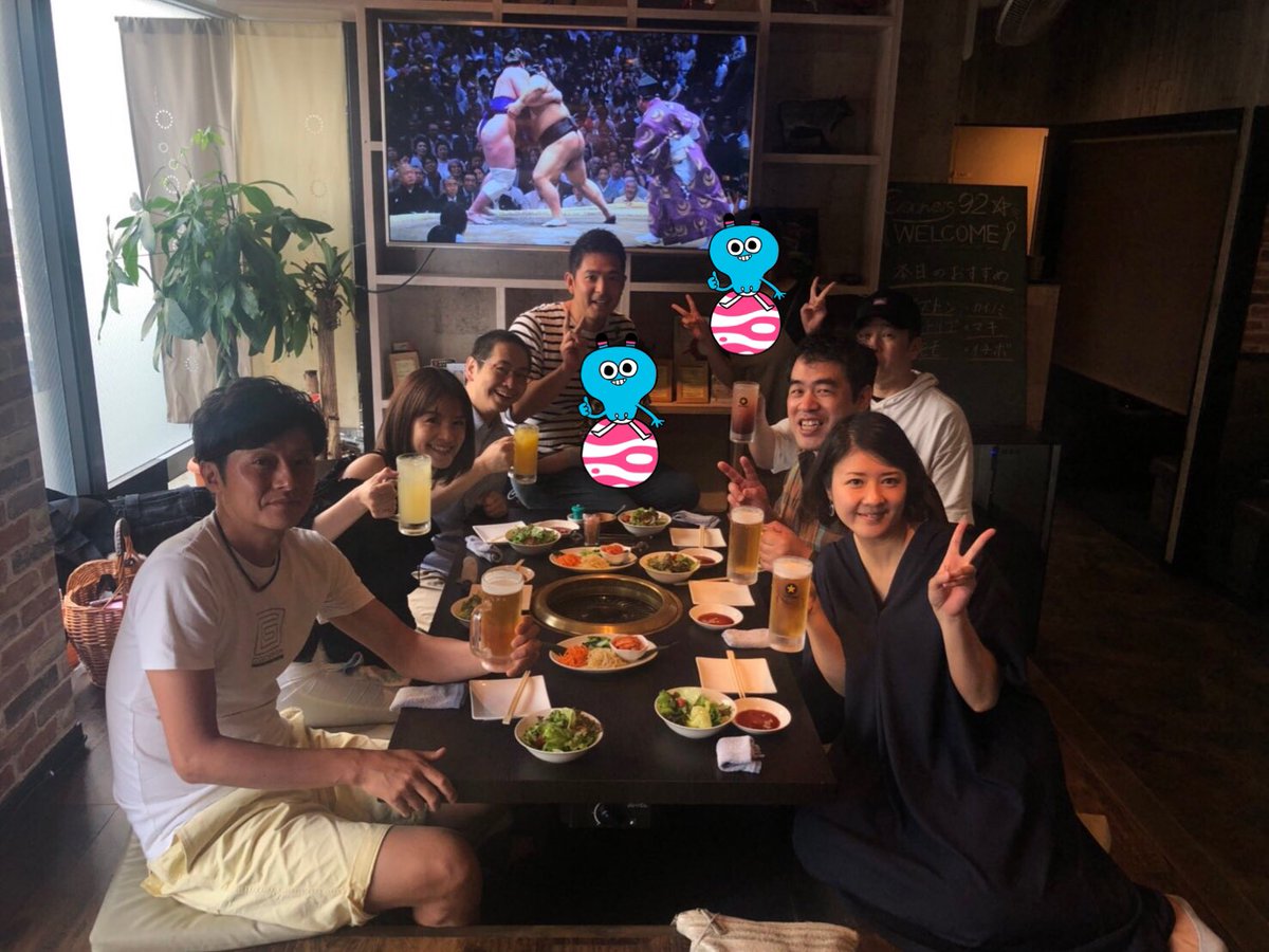 たなかえり メガ25周年記念でyoutube投稿中 食べて飲んで笑って泣いて 家族のような親戚のような 宝物とかいうと胡散臭いと思っちゃうタチだけど 間違いなくみんなは宝物 電磁戦隊メガレンジャー T Co Zsdabxwjkd Twitter