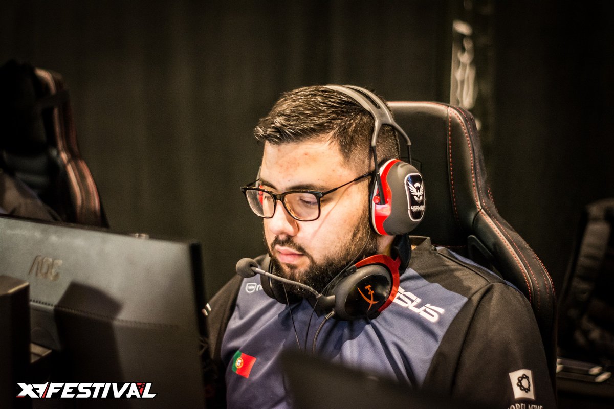 🇧🇷Brasil contra 🇵🇹Portugal, <a href="/sharksesportsgg/">9FSHARKS</a> contra <a href="/Offset_Esports/">OFFSET Esports</a>! 

Quem irá vencer na grande final da #XFBragaCup?

Acompanha a partir das 17h00 em twitch.tv/rtparenacsgo