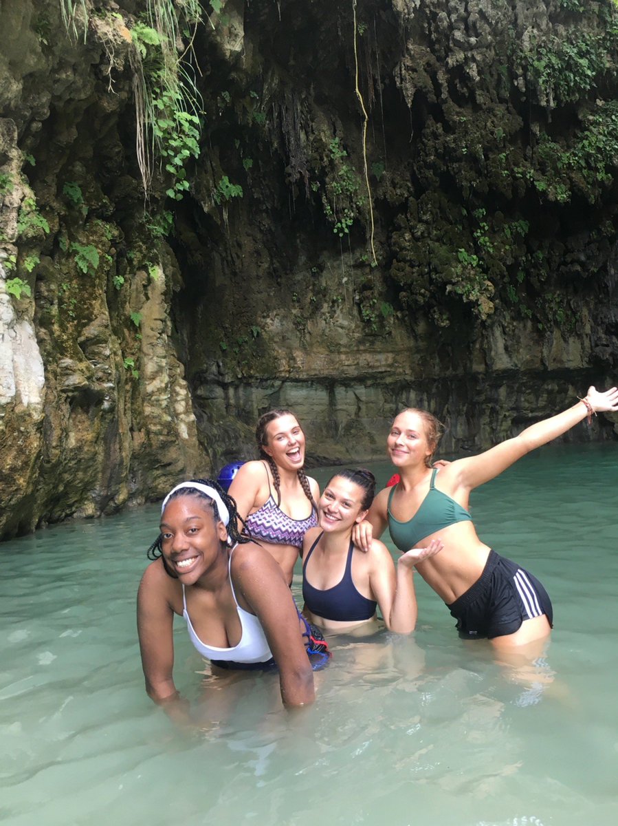 MoState_SADev's tweet photo. Yesterday, we enjoyed a day at the 27 charcos! That's right, our bears hiked a mountain and then slid/jumped down 12 of the waterfalls. Fears were conquered & it was wonderful to celebrate the beauty of the DR & each other. #bearsservingabroad #servelearngrow https://t.co/vmNRZ5pzQR
