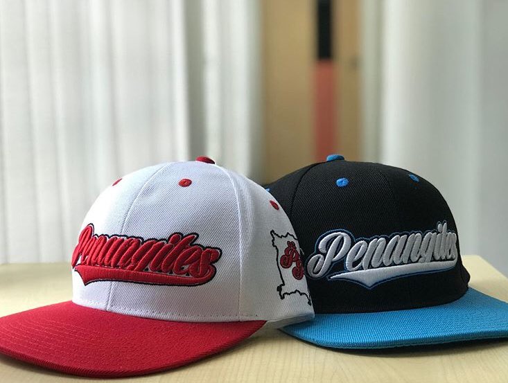 Ongsdaughter's tweet photo. Penangites snapback comes in 4 different colours 🔥🔥🔥 100 limited pcs for now. Hurryy guys!! Please RT for our rezeki. 💖💖 https://t.co/3kJB85szwG
