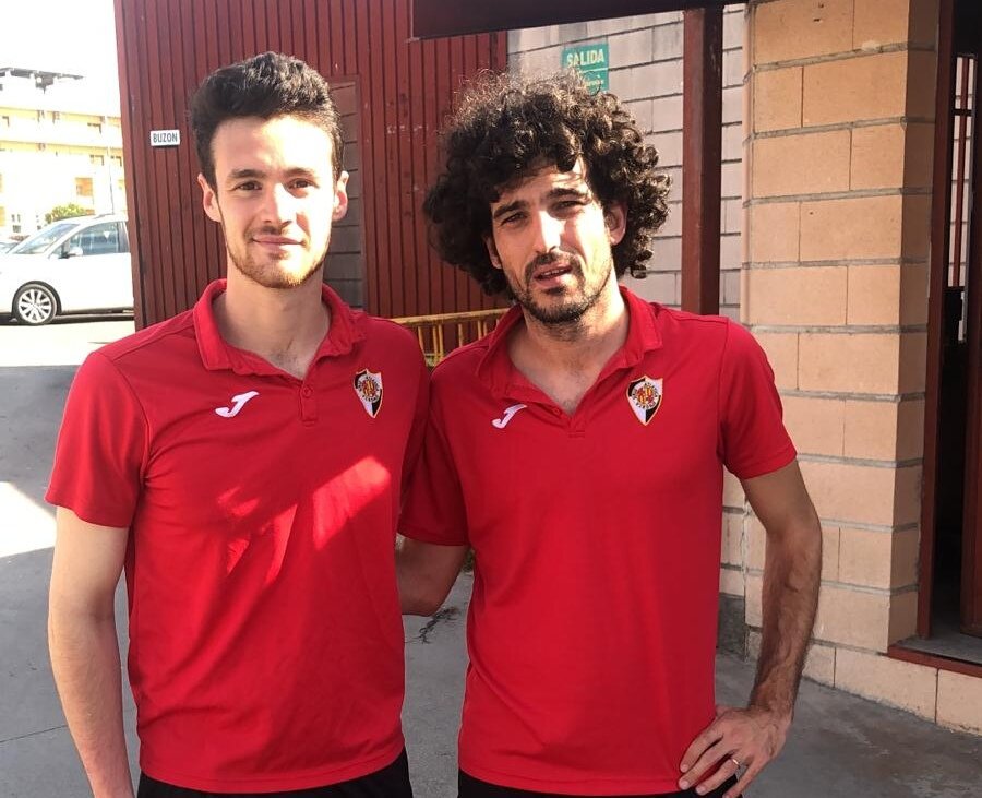 JordiMelich's tweet photo. 🔊 ÀUDIO @totgira #futbolcat @kolderiu19 un padrí de luxe pel @memorialbarcelo que organitza @CFTordera  A més, us presentem l'himne del @CEMontbrio ▶️ https://t.co/9Rrz8mOApq A barraca ⚽😉 https://t.co/lUeaO4Yagl