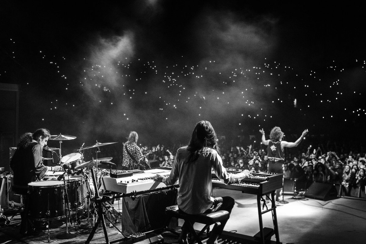 GretaVanFleet's tweet photo. Bliss. https://t.co/2TN1yVl5Ai