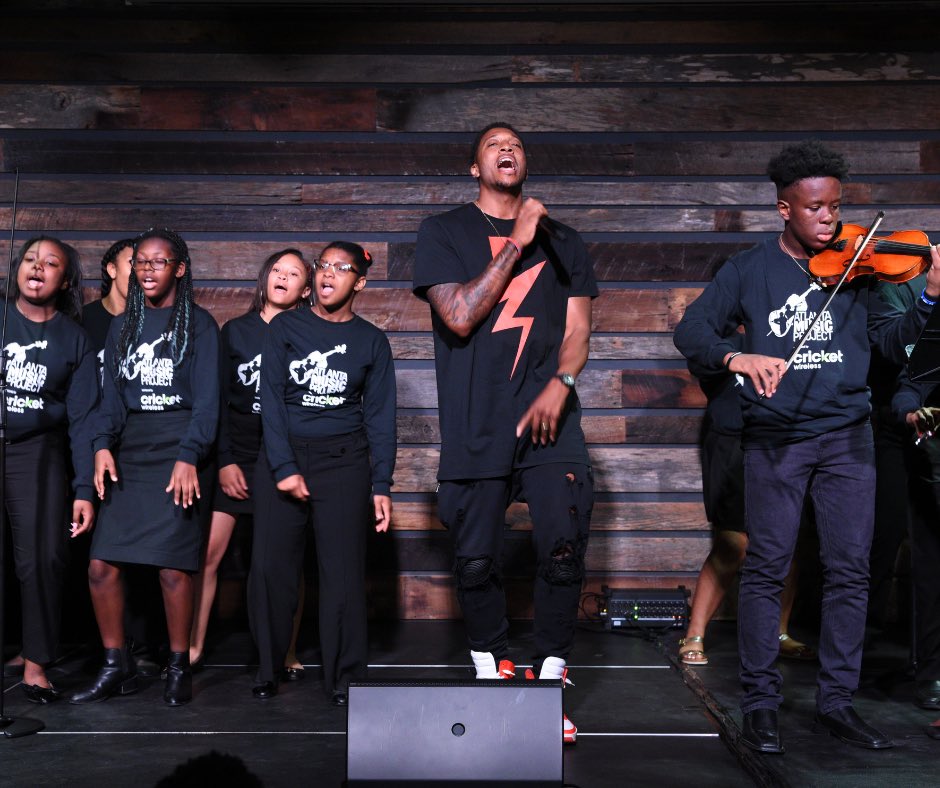 UrbnIntel's tweet photo. Members from the AMP Youth Choirs &amp; Orchestras performed alongside of 2 time Grammy-Winning Artist Lecrae to launch the next chapter of empowering youth to realize their possibilities through music. #grandopening #bravo #empowered https://t.co/Hr9RV8YPE2