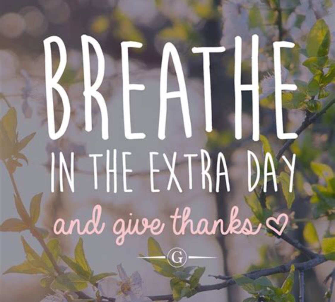 Hope everyone is enjoying their bank holiday weekend 💛😌 #BankHolidayMonday