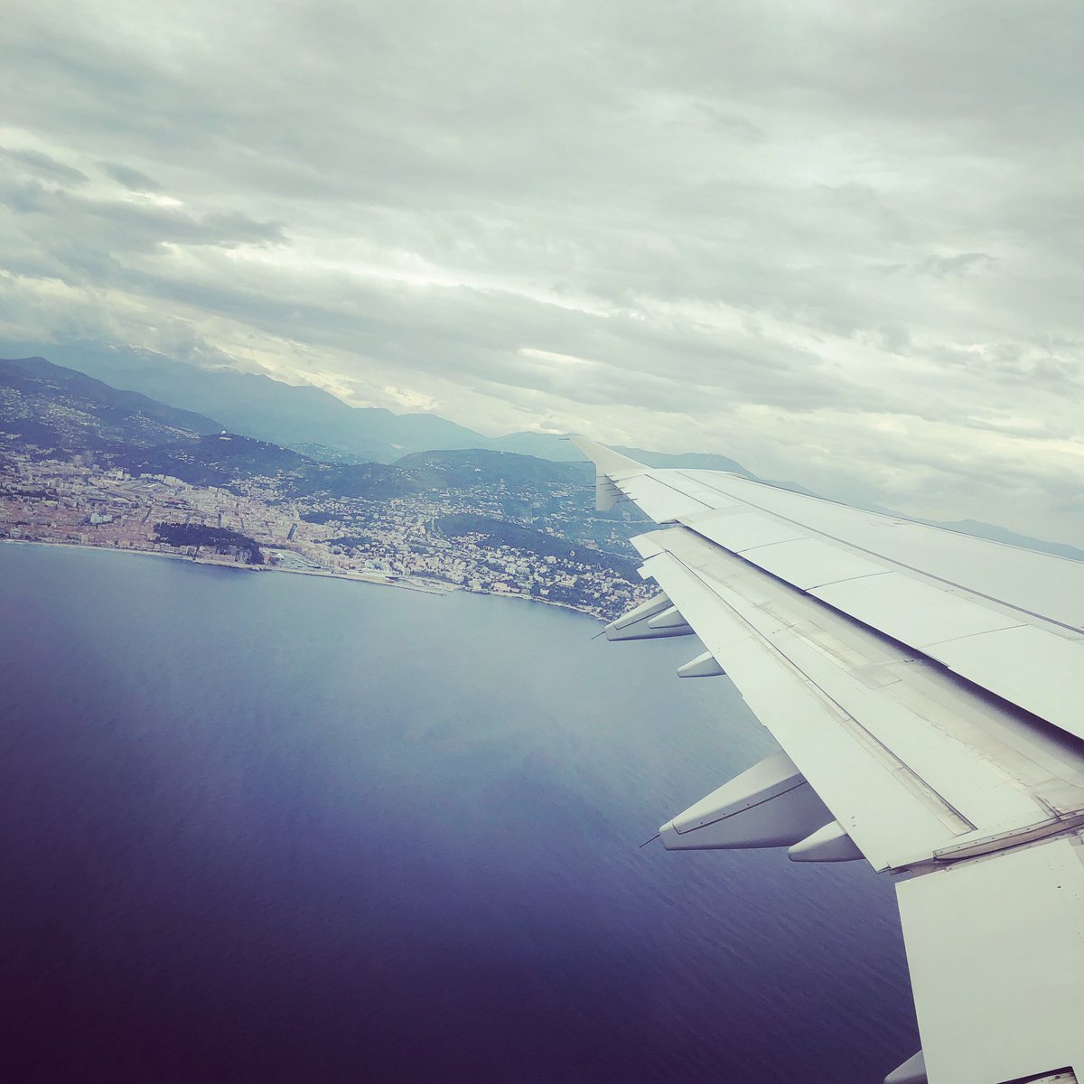 Le jour du retour #cannes2019 #fifcannes2019 #2semainesplustard #toujoursenvie #retouraparis ✈️ #baiedenice