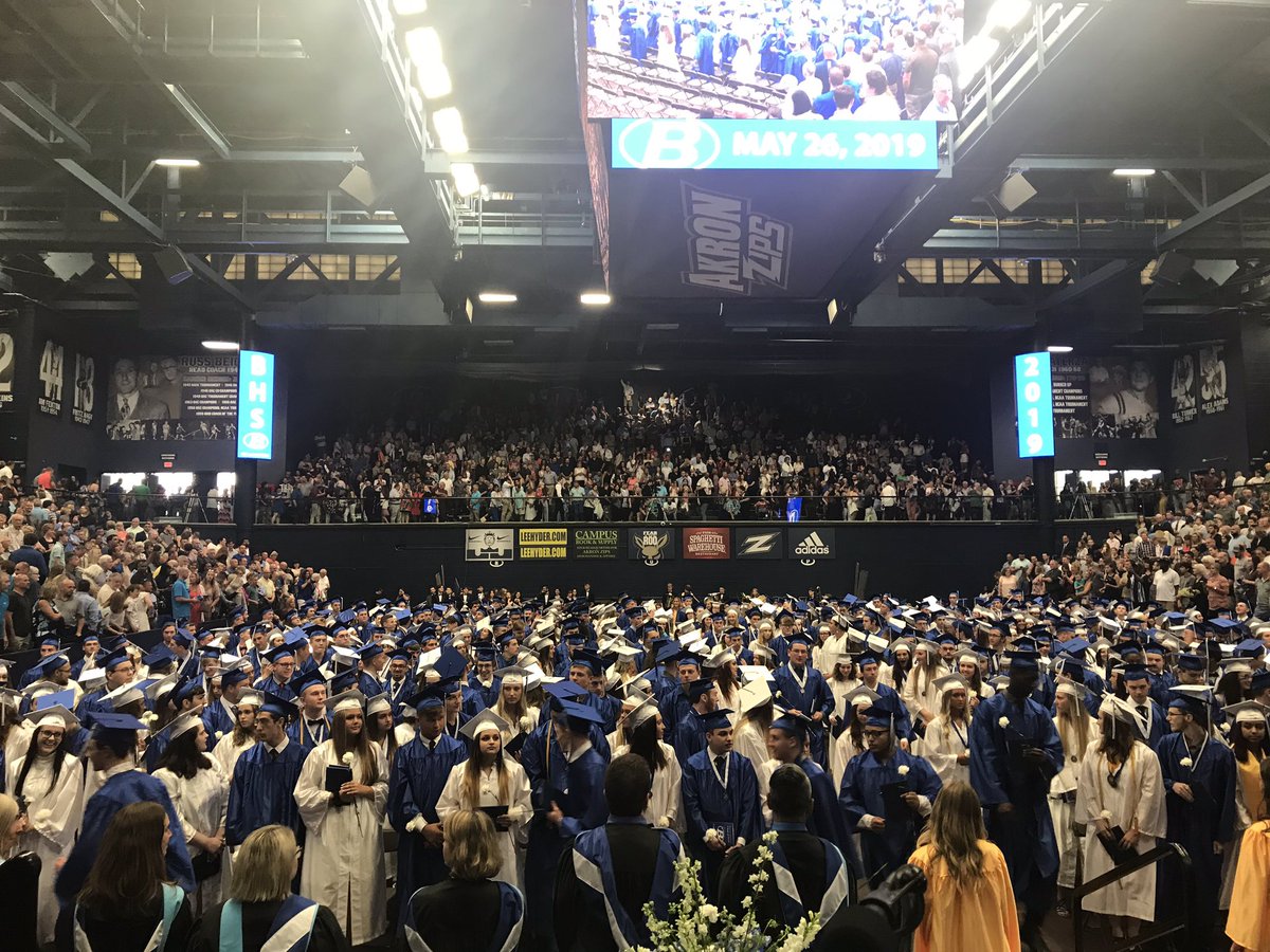 BHSMerrill's tweet photo. Congratulations to the Class of 2019! Very proud of you and I look forward to hearing about all of your future successes! #BrunswickPRIDE @BHS2O19 @BHSPetryAP https://t.co/C4yFCEOVIx