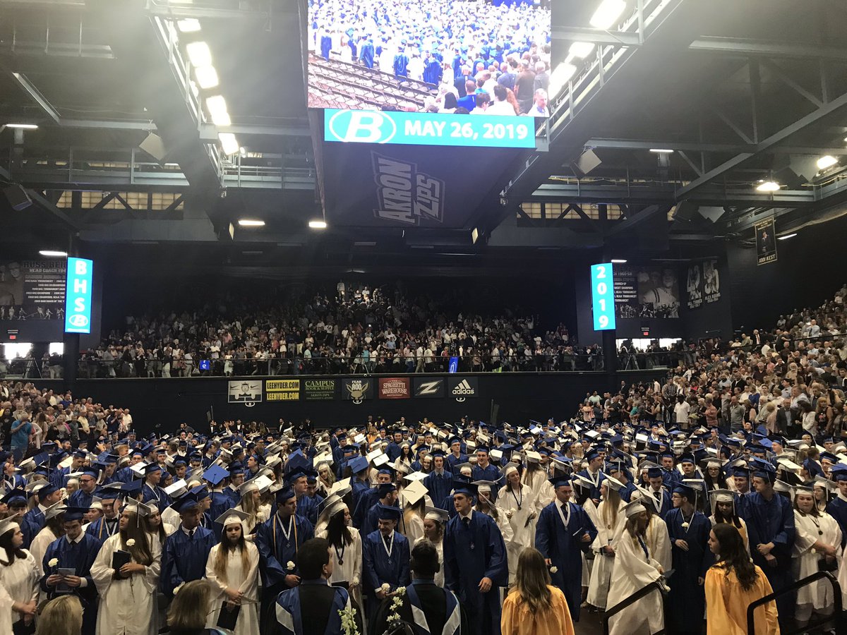 BHSMerrill's tweet photo. Congratulations to the Class of 2019! Very proud of you and I look forward to hearing about all of your future successes! #BrunswickPRIDE @BHS2O19 @BHSPetryAP https://t.co/C4yFCEOVIx