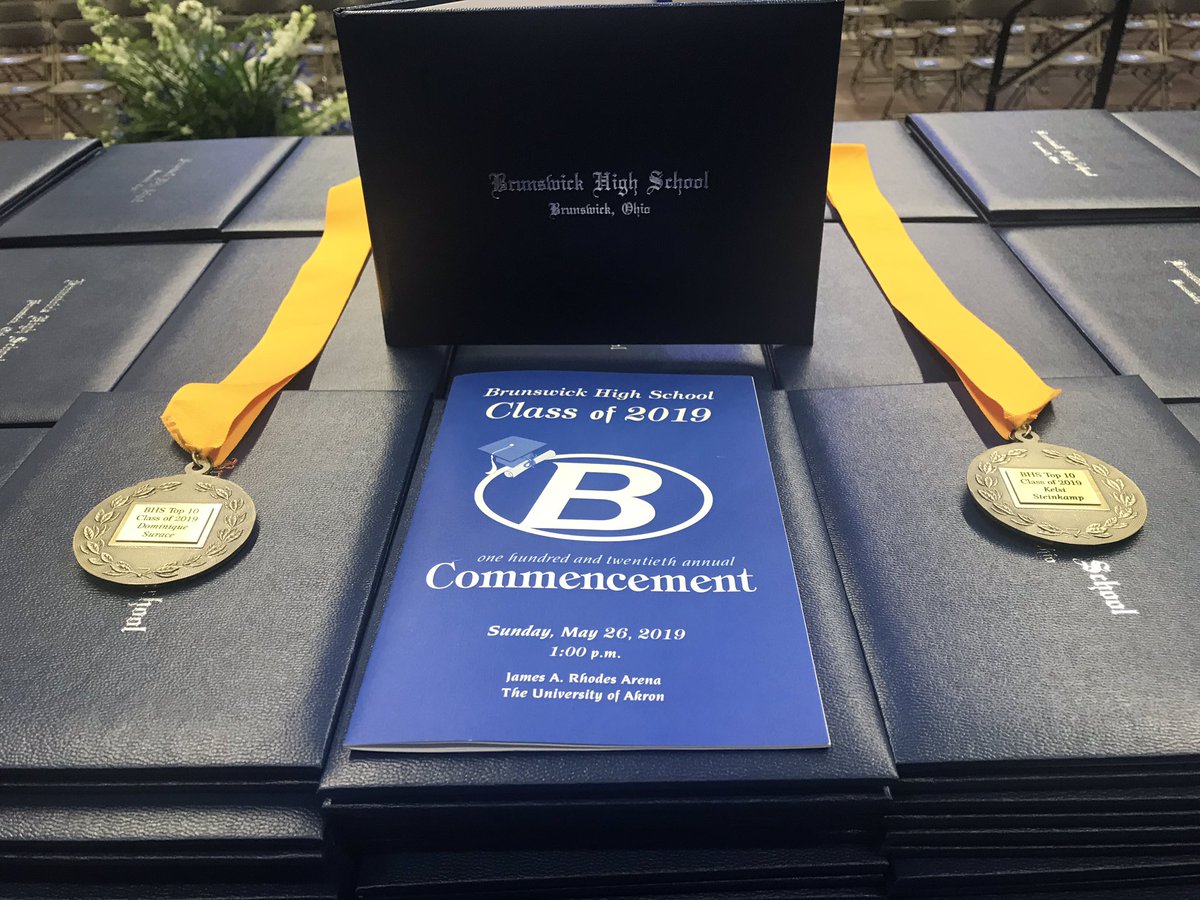 BHSMerrill's tweet photo. Congratulations to the Class of 2019! Very proud of you and I look forward to hearing about all of your future successes! #BrunswickPRIDE @BHS2O19 @BHSPetryAP https://t.co/C4yFCEOVIx