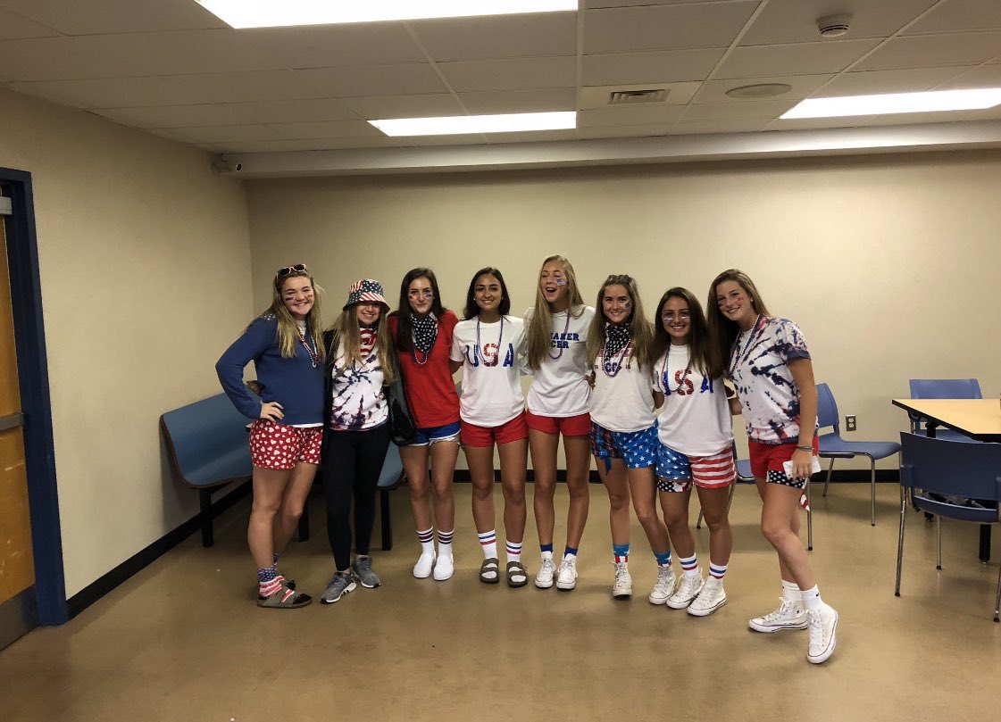 FeltBridget's tweet photo. Happy fricken birthday @oliviamiles__ I hope you have an amazing day!! There’s no party without you and your dancing 💕💕 https://t.co/N7ZzADmy80