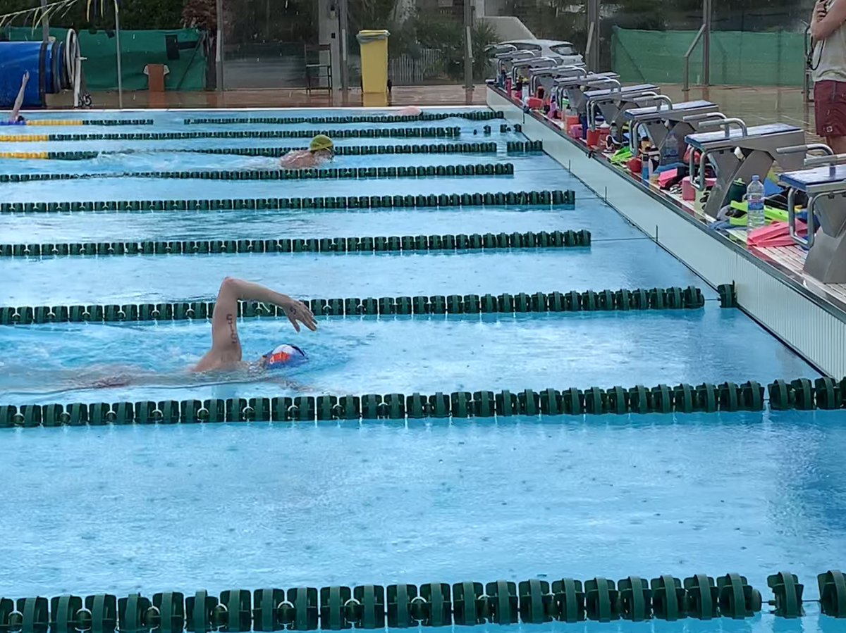 jamiemain_'s tweet image. Great job @ryan_reader98 first open water outing of the season, first sea swim &amp;amp; point to point @BESTSWIMFEST 5k in choppy conditions. Then into the pool for a loosen “I’m swimming in the rain”
