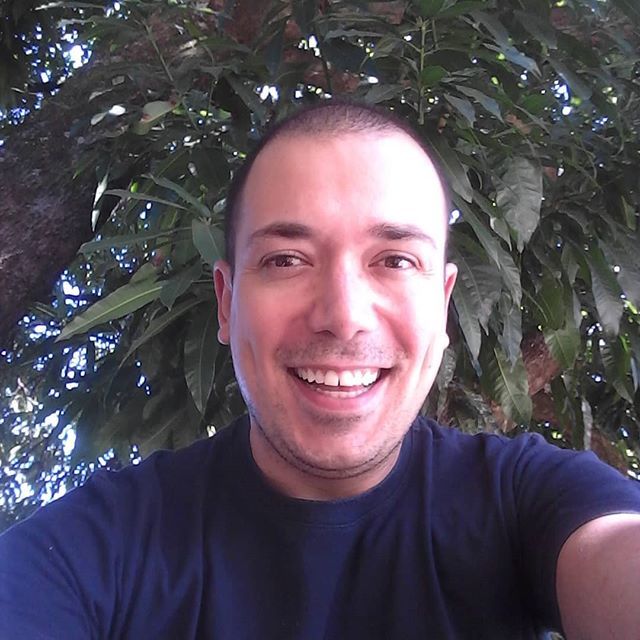 drmaxwellcastro's tweet photo. Hoje é debaixo da mangueira! https://t.co/NNwZr1MRXz https://t.co/vs3Wkxg7Qf