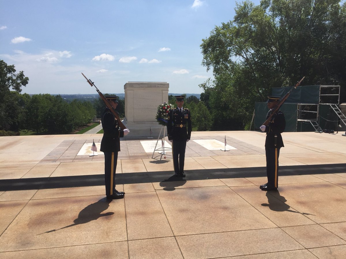 dmsdctrip's tweet photo. Tomb of the Unknown at Arlington National Cemetery...changing of the guard and wreath laying ceremony. So proud of our DMS group! #dmsdc2019 https://t.co/HvJAuULIJb