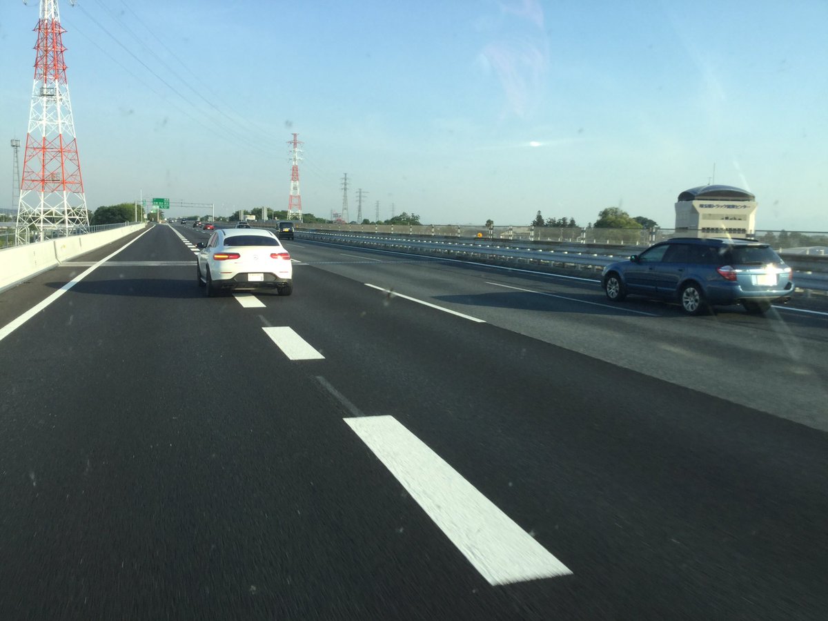 うえすと 整備不良者は艦これ痛車支部 提督自動車部合同演習企画中 痛フェスの帰り道 時間としては26日の日曜早朝 まさに ザ 休日の高速道路 を具現化した センターマンと 追い越し車線を絶対に譲らない抜かさない戻らないマンと 合流や分岐直前 うえすと 整備不良者は艦これ痛車支部 提督自動車部合同演習企画中 痛フェスの帰り道 時間としては26日の日曜早朝 まさに ザ 休日の高速道路 を具現化した センターマンと 追い越し車線を絶対に譲らない抜かさない戻らないマンと 合流や分岐直前
