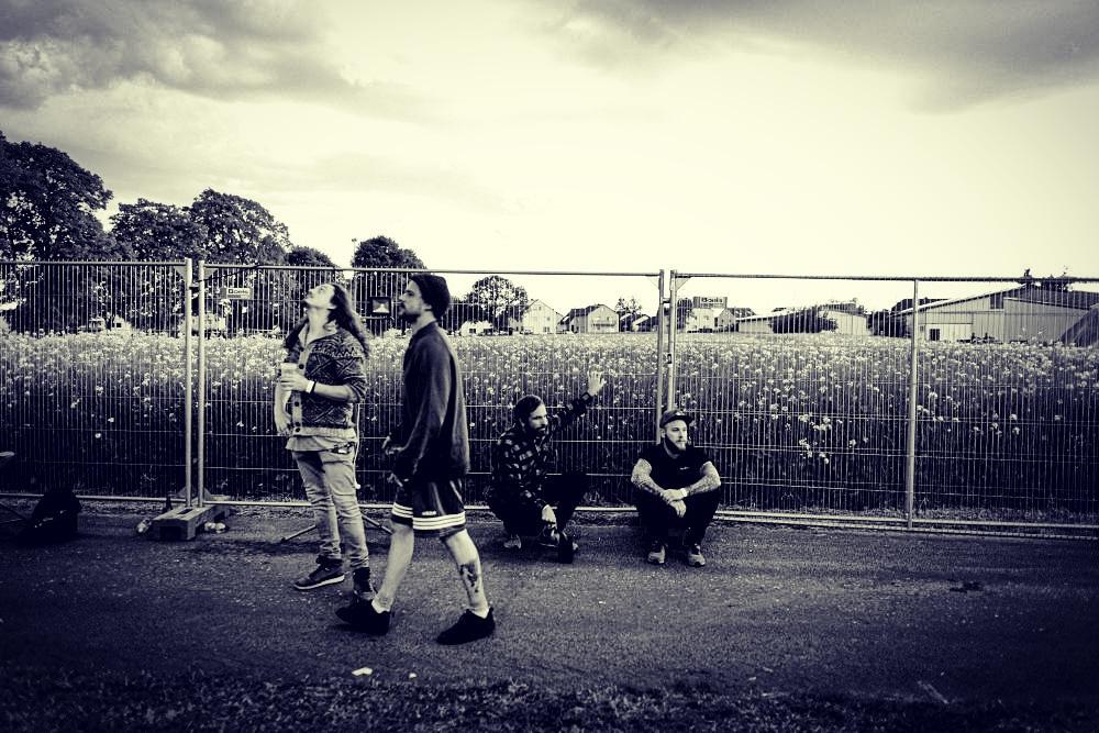 spinmyfate's tweet photo. Backstage https://t.co/hzyeGNxzYz
