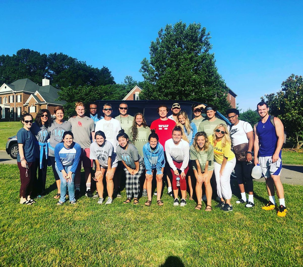 147Team's tweet photo. And we are off to Gary, WV in the mountains to love on God’s people this week.
#147Team
#onemore
#one2one
#goingthesecondmile
#serve1
#allGodschildren
#StateTeamCoordinators
#lovingkidslocally https://t.co/AhqrYKMDAj