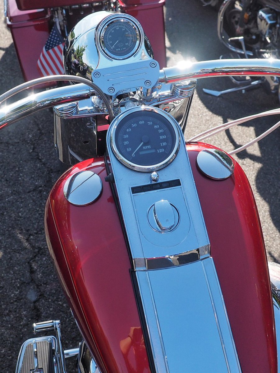 apena's tweet photo. #RollingThunder2019 amazing day following the Rolling Thunders, after 21 years unbelievable will be last ride https://t.co/dM81Z6n5xE
