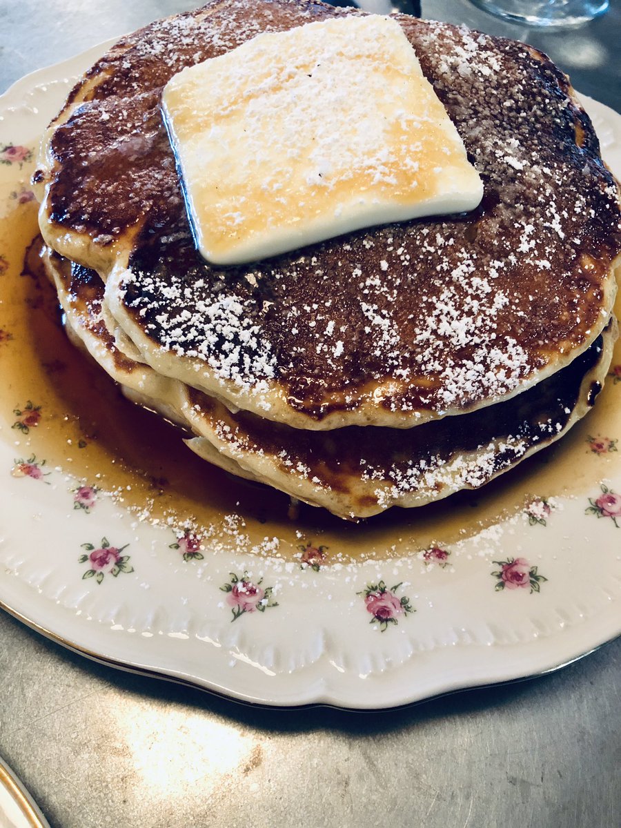 MrConnorGrant's tweet image. some call me ‘slab of butter’ because I melt when it’s hot #michigansummer