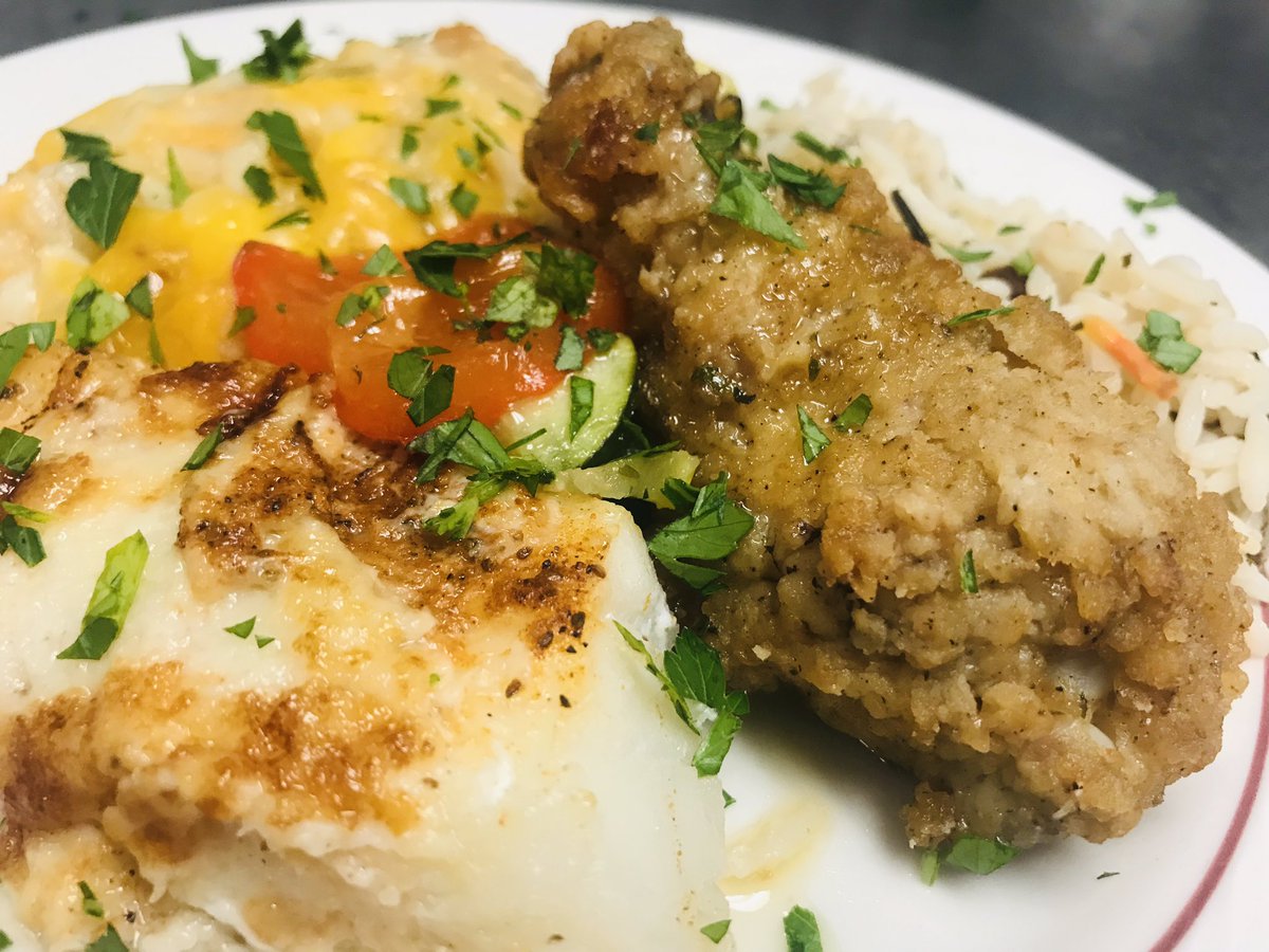 Dpatrevito's tweet photo. A fantastic Sunday Brunch here @WellbrookeSB Parmesan Crusted Cod, Fried Chicken, Red Beans and Rice, Au Gratin Potatoes, Deviled Eggs and the fabulous Wellbrooke Salad Bar! @nolafoodguy @jellerbd @TrilogyLiving @CaleySavoie @WMBHoosier Great Job team! #Operation930 https://t.co/BEEih4FAnR