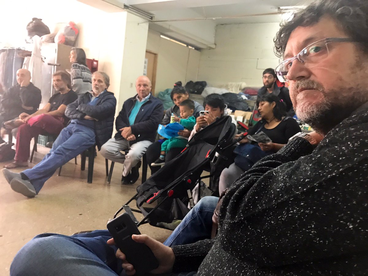 Lubertino's tweet photo. #Ahora en Reunión del lanzamiento de la #MonedaPar. Una forma de hacer transacciones de servicios y productos sin efectivo. #nodoChacarita Buscando soluciones a los problemas que hoy enfrenta la mayoría. https://t.co/FUT8mOtrgV