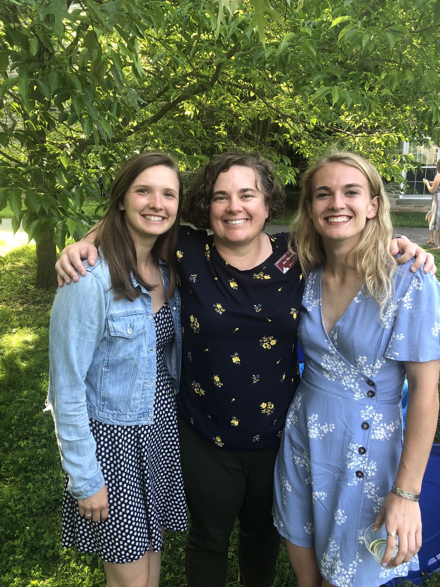 SwatSoftball_'s tweet photo. ๐พ to our seniors! Elizabeth Curcio (RF), @hananasplit_z (LF), and @maritoriouss(SS)! Marit managed to nab High Honors while both Hannah and Marit served as Resident Advisors, as well. #GoGarnet #SwatGrad #Swarthmore https://t.co/sMHxDGkk2a