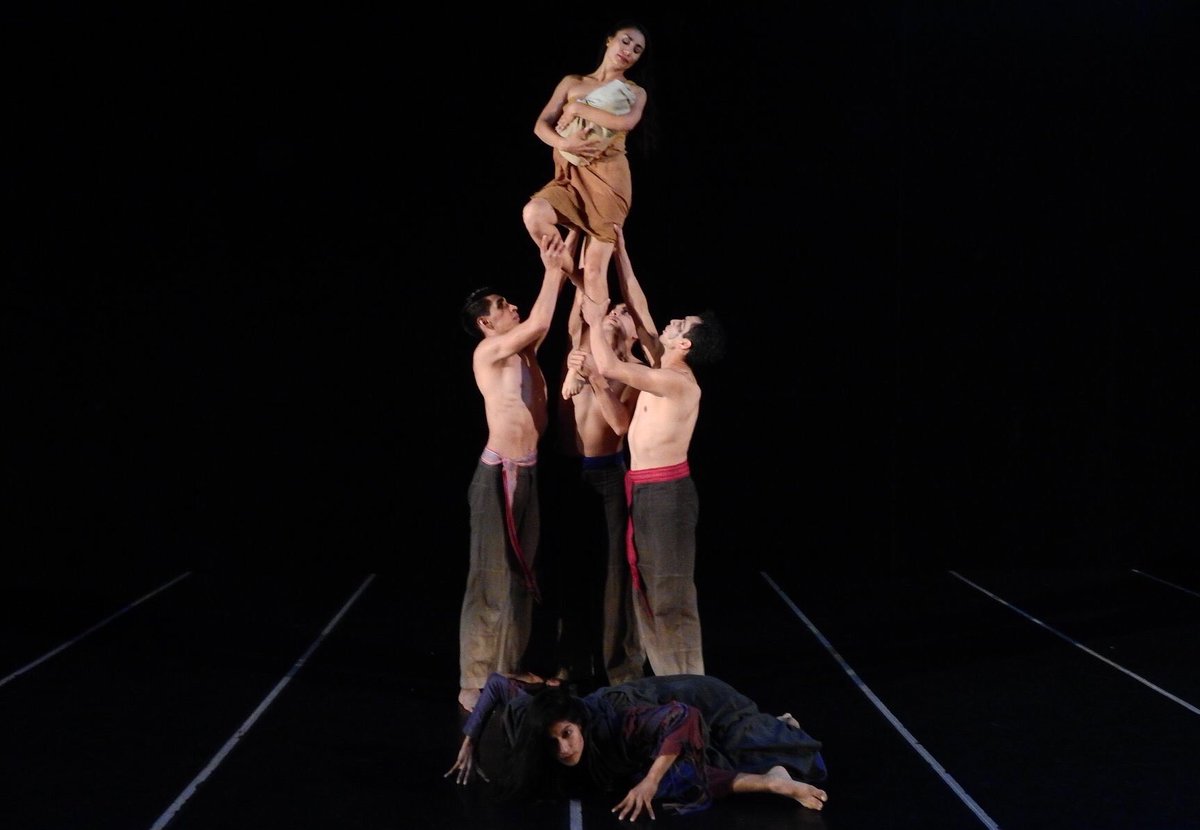 balletNecuador's tweet photo. ESTRENO "KATARY, cobijando la muerte", este martes 28 de mayo, a las 19h30, en el Teatro Nacional de la Casa de la Cultura.
ENTRADAS DISPONIBLES EN: https://t.co/vtUiZFxbwi 

#danza #ballet #quito #ecuador https://t.co/MqIrNfEkHP