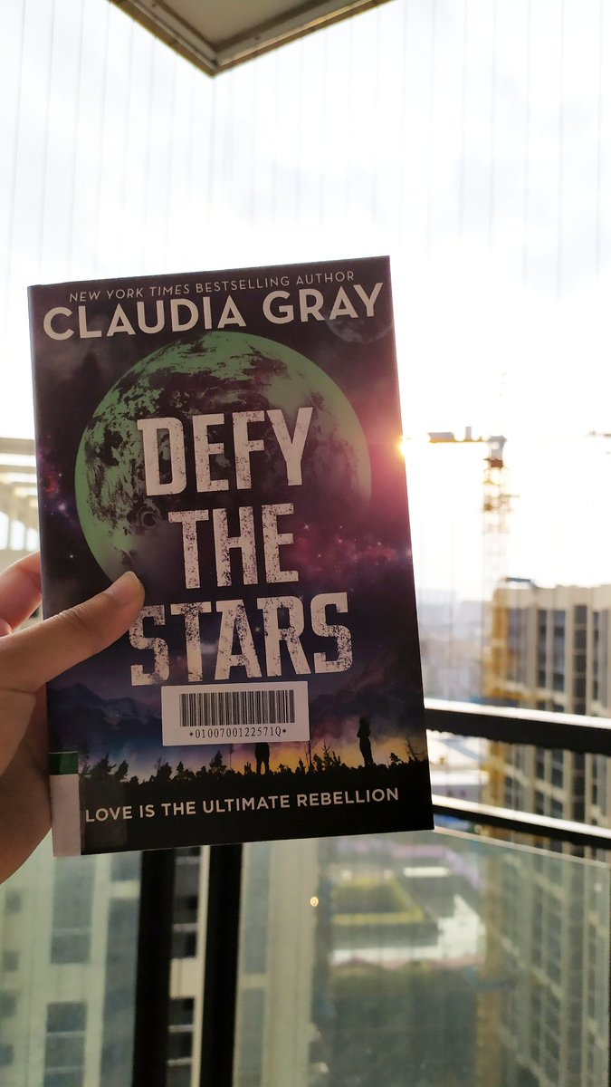 PhantomPaper's tweet photo. I'm so grateful to have found these two books bcuz they've shown me that I'm not in a reading slump. I can't stop reading, yet don't want it to end! Oh, the bittersweet joy! 
Imagining my newest 'ship' as the cast adds an extra zing 😜 

#amreading #defythestars #roadtrip #space https://t.co/VMQ2Cqu3yx