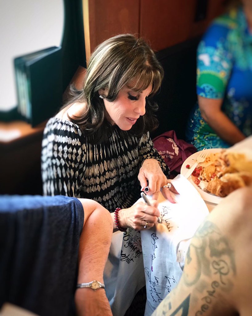 Soapfest's tweet photo. @KATELINDER signing some Soapfest 20 Year t-shirts on the Marco Island Princess Booz Cruise ⭐️

#soapfest2019 #soapfest20years #soapfest #naplesfl #marcoislandfl #soapopera #ontheblog #linkinbio #swflsoapfest #generalhospital #youngandtherestless #daysofourlives #charity https://t.co/LcEX571Deu