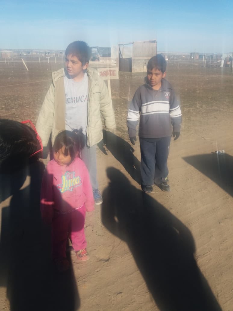 Sin palabras, solo hechos! 
Viandas solidarias en barrio Moreira 🍝.
#Domingo #TrelewAvanza #TRELEW #trelew #Maderna2019 #gestionmaderna @TWAMaderna <a href="/TWMunicipalidad/">Municipalidad Trelew</a> <a href="/FedericoSardon/">Federico Sardon</a> <a href="/AcademicoRw/">mauricio juarez</a> <a href="/barciaml/">María Laura Barcia Martinovic</a> <a href="/MaruOrtizTw/">Maru Ortiz</a> @TWGUrbana <a href="/MirantesLaura/">Laura Mirantes</a> @Marcelaroberts6