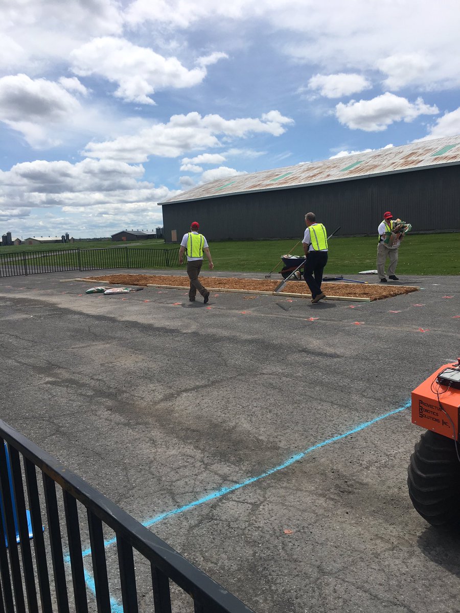 MAWessan's tweet photo. Prepping the “snow” for the @UnmannedCanada #UGV19 #AutonomousVehicle student competition at the @Invest_Ottawa #OttawaL5 site. #InnovationTC #CAV #InnovativeEducation @Transport_gc https://t.co/hWQQFjVv5Q
