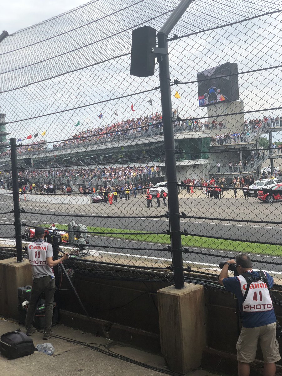 TraciSchuler's tweet photo. 103rd Indianapolis 500 - Maia’s 1st #Indy500 #thisismay https://t.co/0zrF4HTJJO