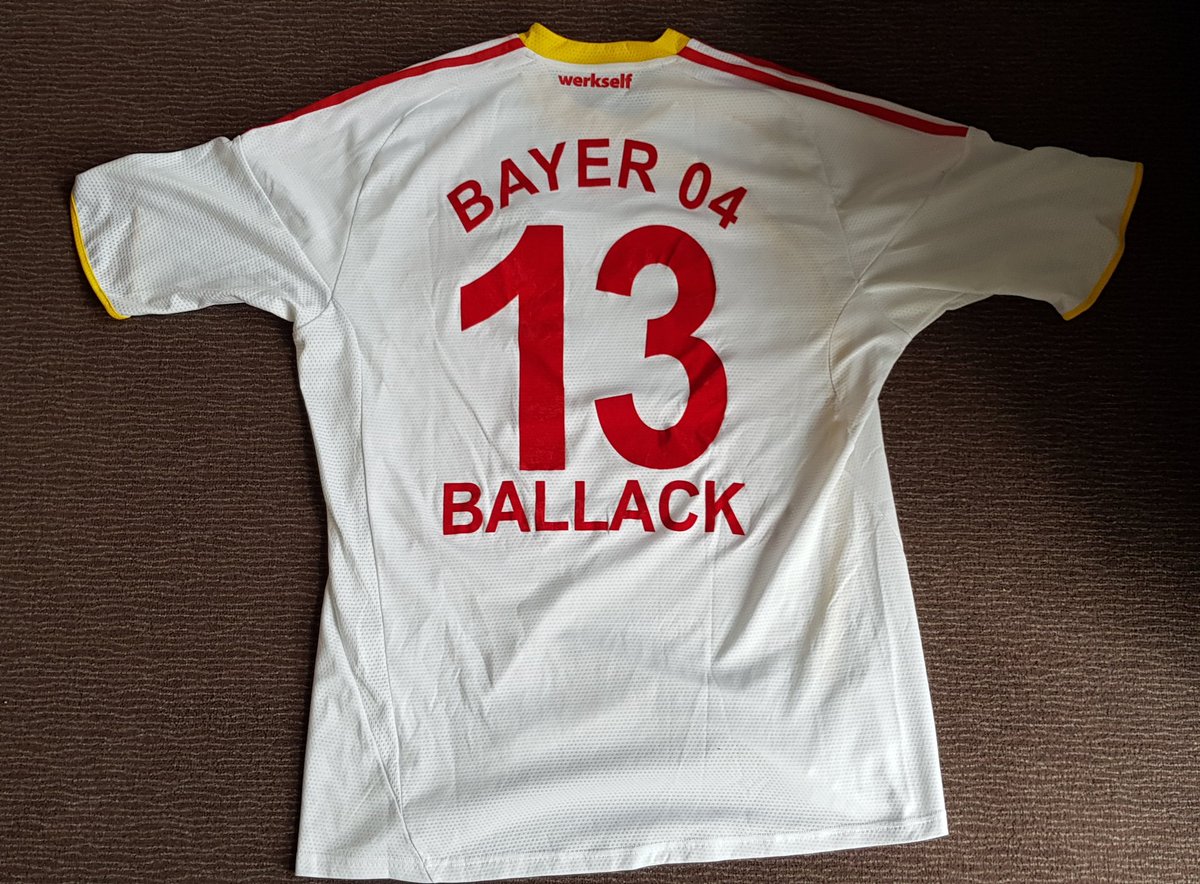 sf_funke's tweet photo. #trikotsammlung #bayer04 #teldafax https://t.co/zzqkPwIneb